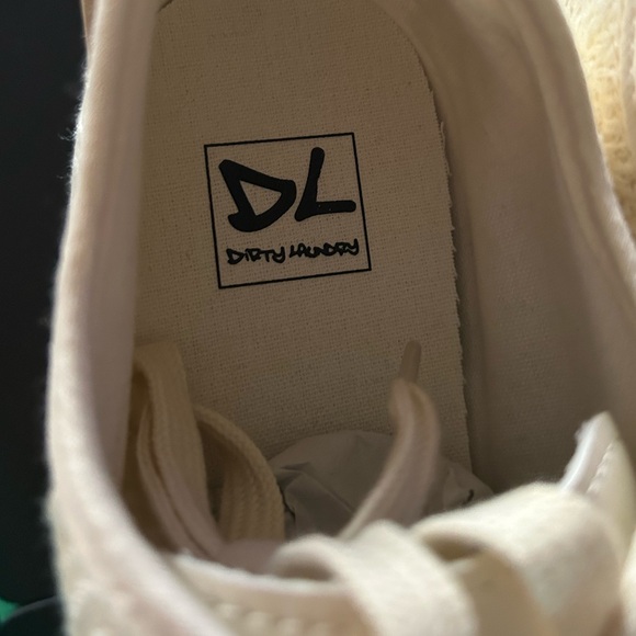 Dirty Laundry Crochet Side Sneaker Cream Size 9 New No Tags - Picture 6 of 10